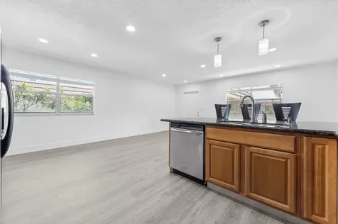 154 Seville G Delray Beach FL 33446