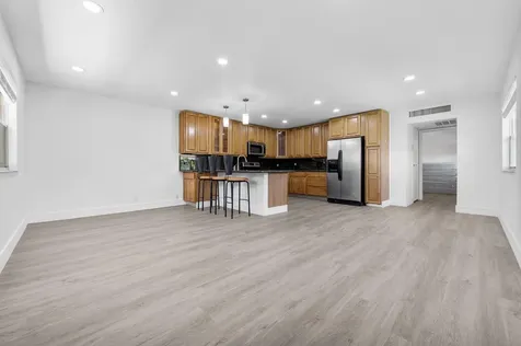 154 Seville G Delray Beach FL 33446