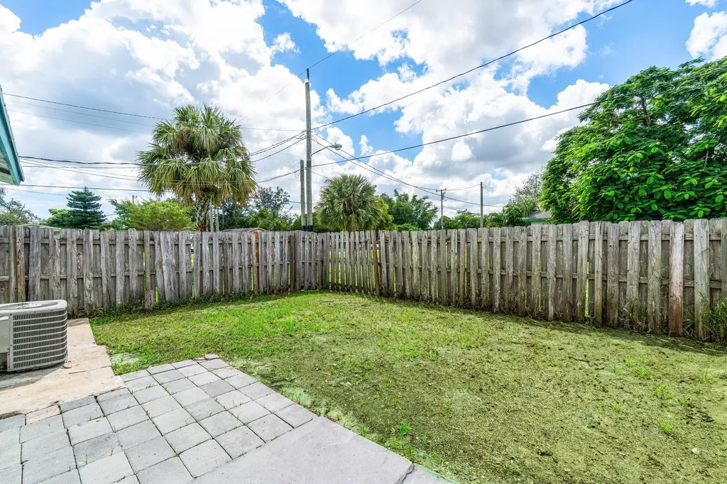 4807 Gulfstream Road Lake Worth FL 33461