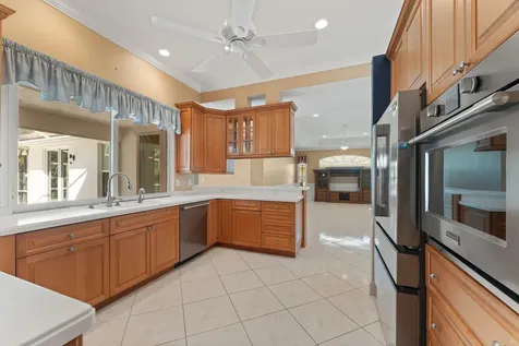 1184 SW Mirror Lake Cove Port St Lucie FL 34986