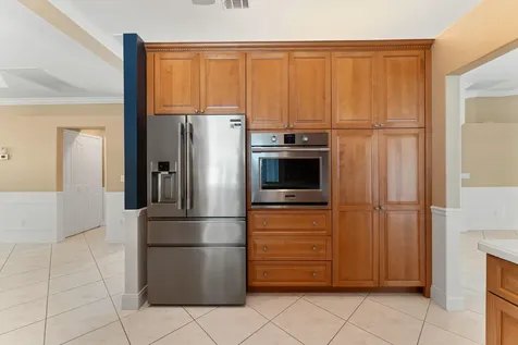 1184 SW Mirror Lake Cove Port St Lucie FL 34986