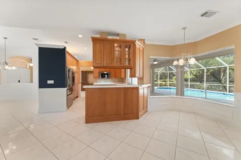 1184 SW Mirror Lake Cove Port St Lucie FL 34986