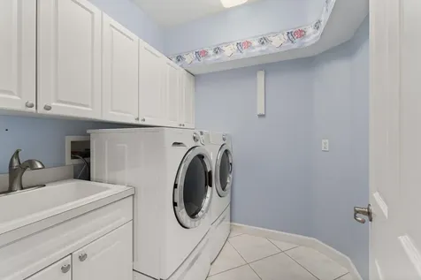1184 SW Mirror Lake Cove Port St Lucie FL 34986
