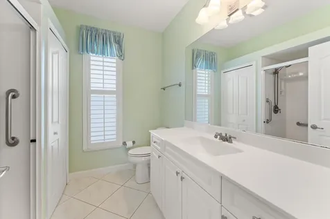 1184 SW Mirror Lake Cove Port St Lucie FL 34986