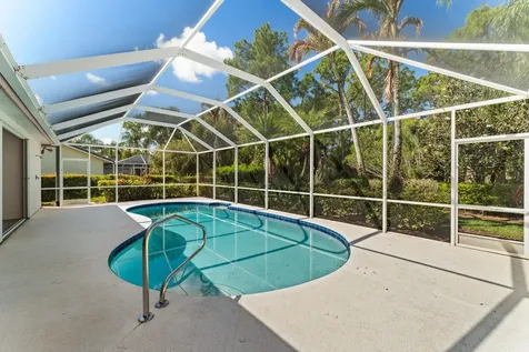 1184 SW Mirror Lake Cove Port St Lucie FL 34986