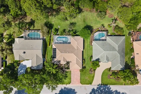 1184 SW Mirror Lake Cove Port St Lucie FL 34986