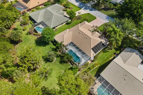 1184 SW Mirror Lake Cove Port St Lucie FL 34986