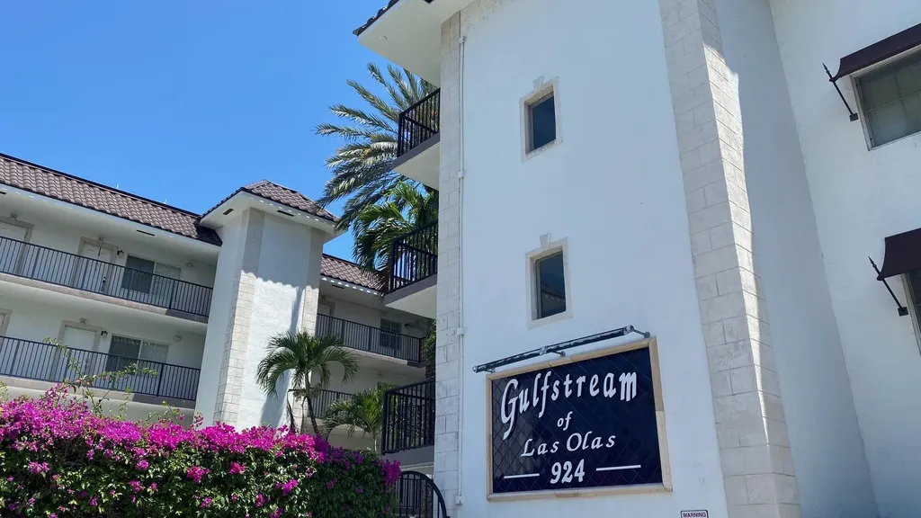 924 SE 2nd Street Fort Lauderdale FL 33301