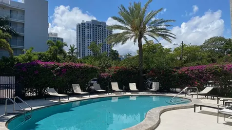 924 SE 2nd Street Fort Lauderdale FL 33301