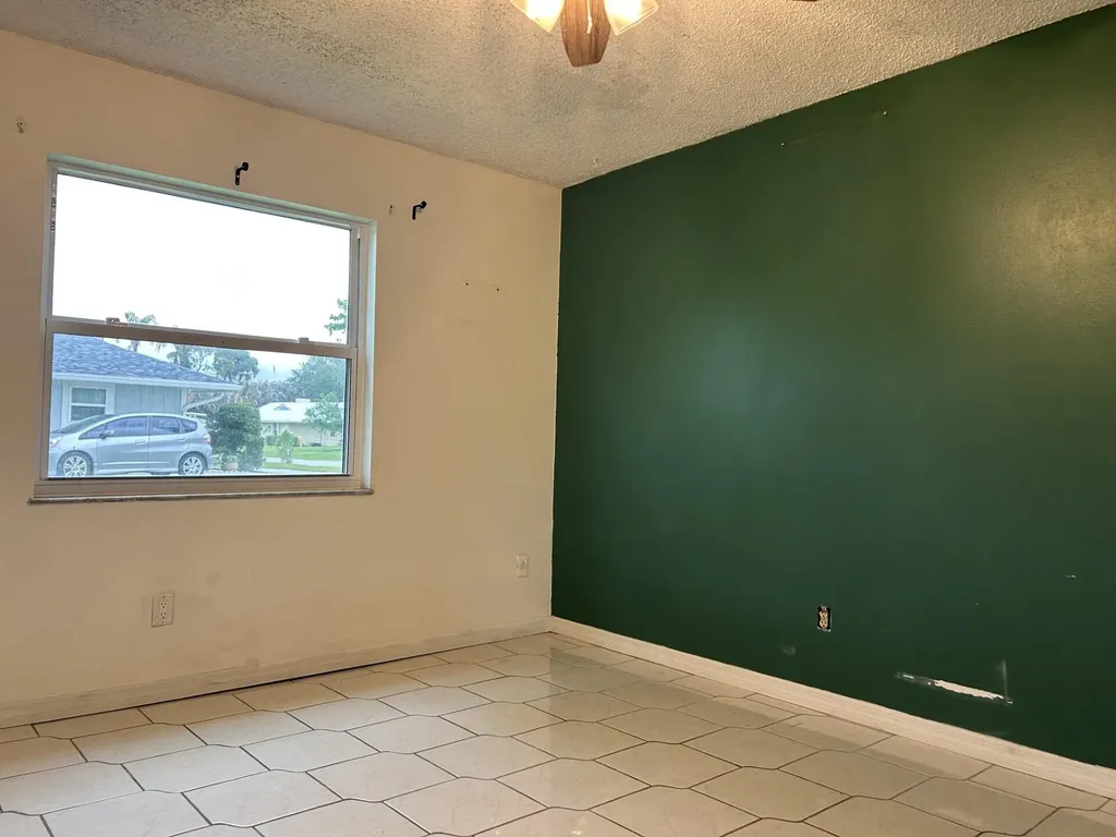 2080 SE Elmhurst Road Port St Lucie FL 34952