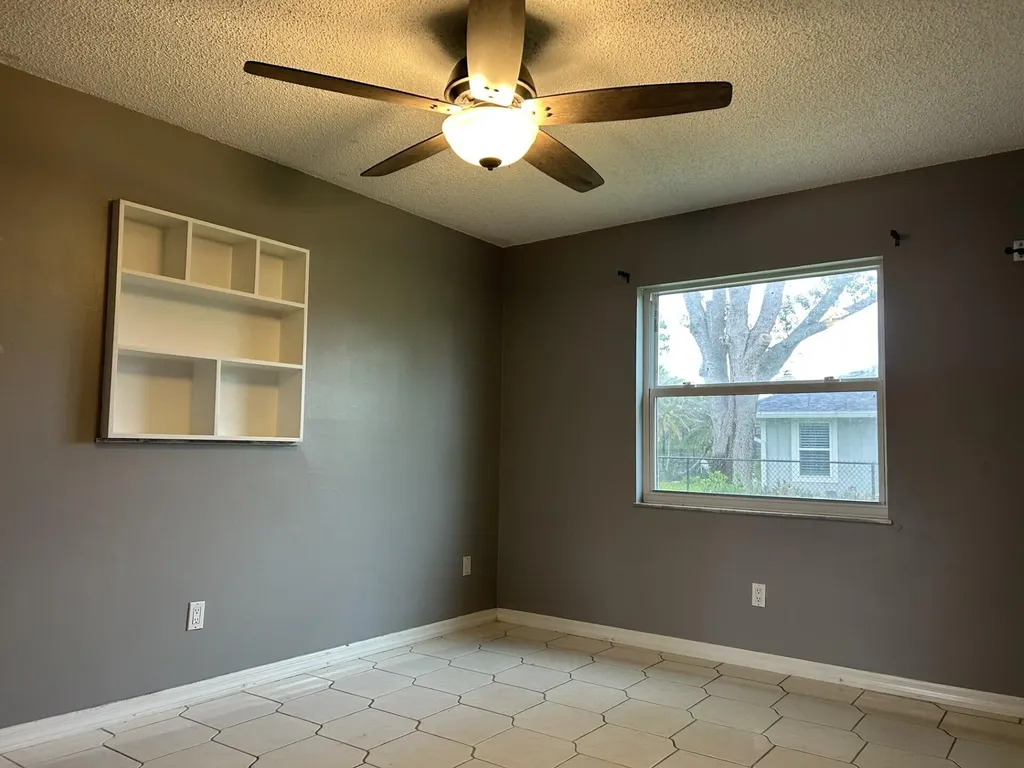 2080 SE Elmhurst Road Port St Lucie FL 34952
