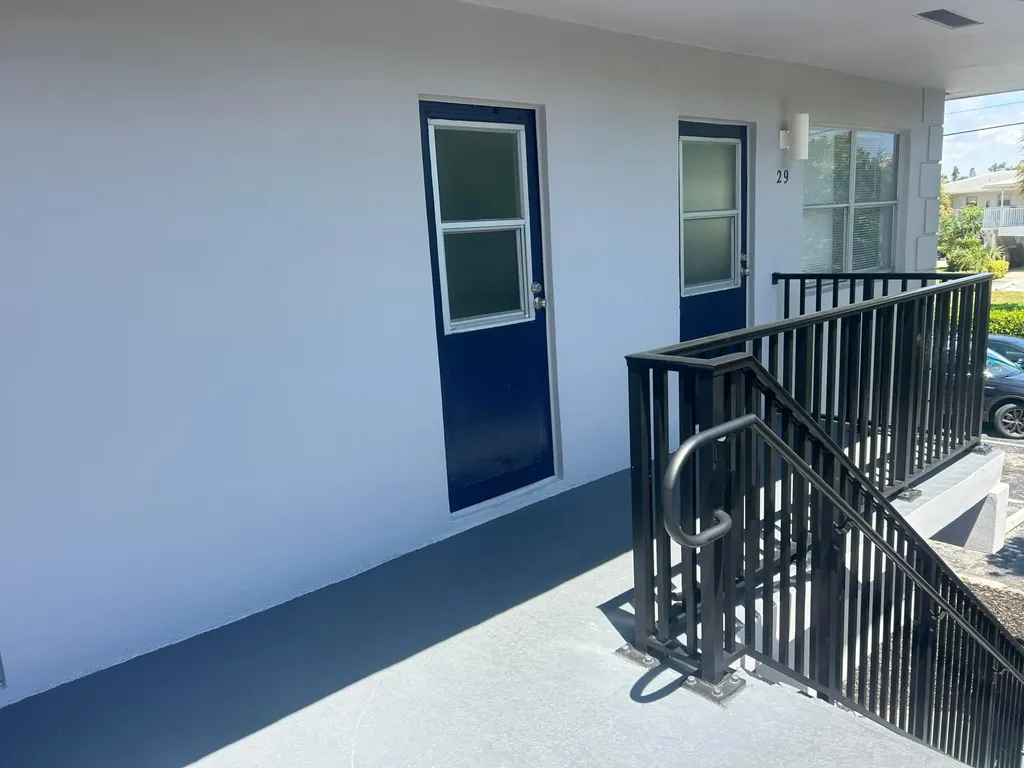 260 NW 19th Street Boca Raton FL 33432