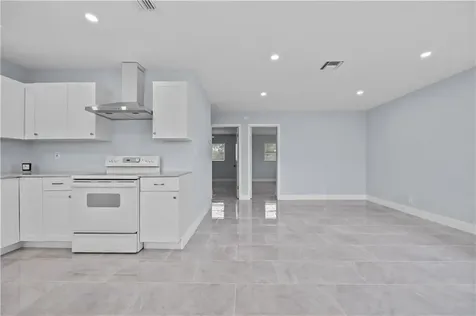 260 NW 19th Street Boca Raton FL 33432