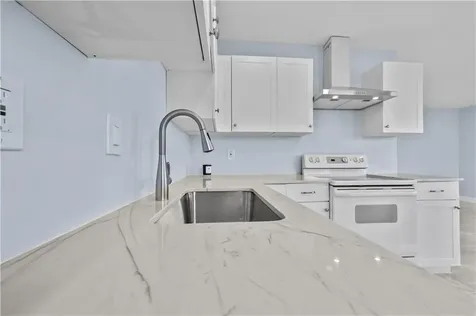 260 NW 19th Street Boca Raton FL 33432