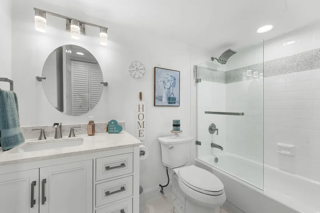 6936 Huntington Lane Delray Beach FL 33446
