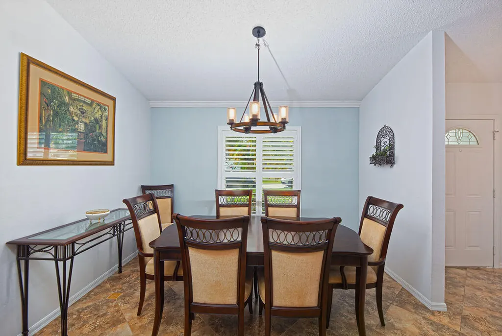 613 SE Dean Terrace Port St Lucie FL 34984