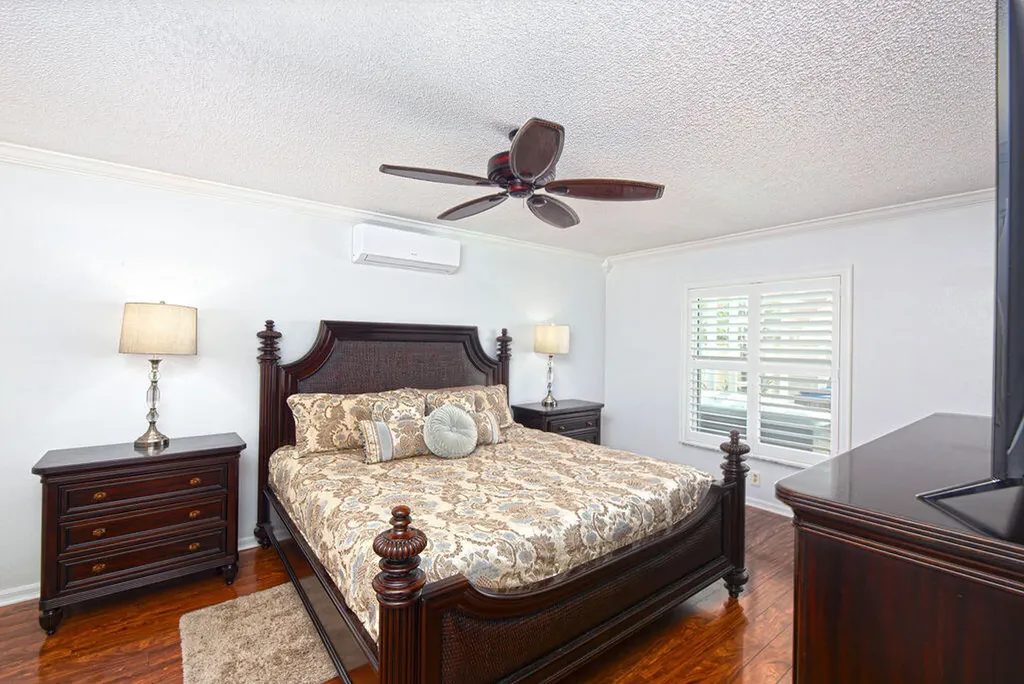 613 SE Dean Terrace Port St Lucie FL 34984