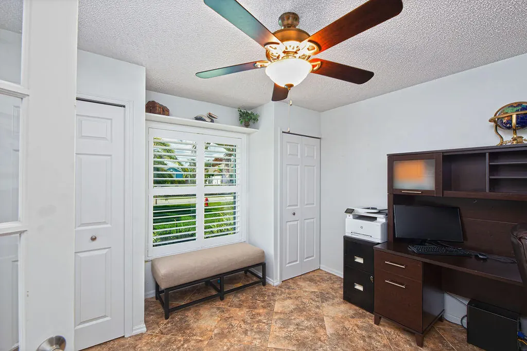 613 SE Dean Terrace Port St Lucie FL 34984