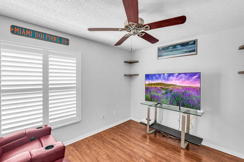613 SE Dean Terrace Port St Lucie FL 34984