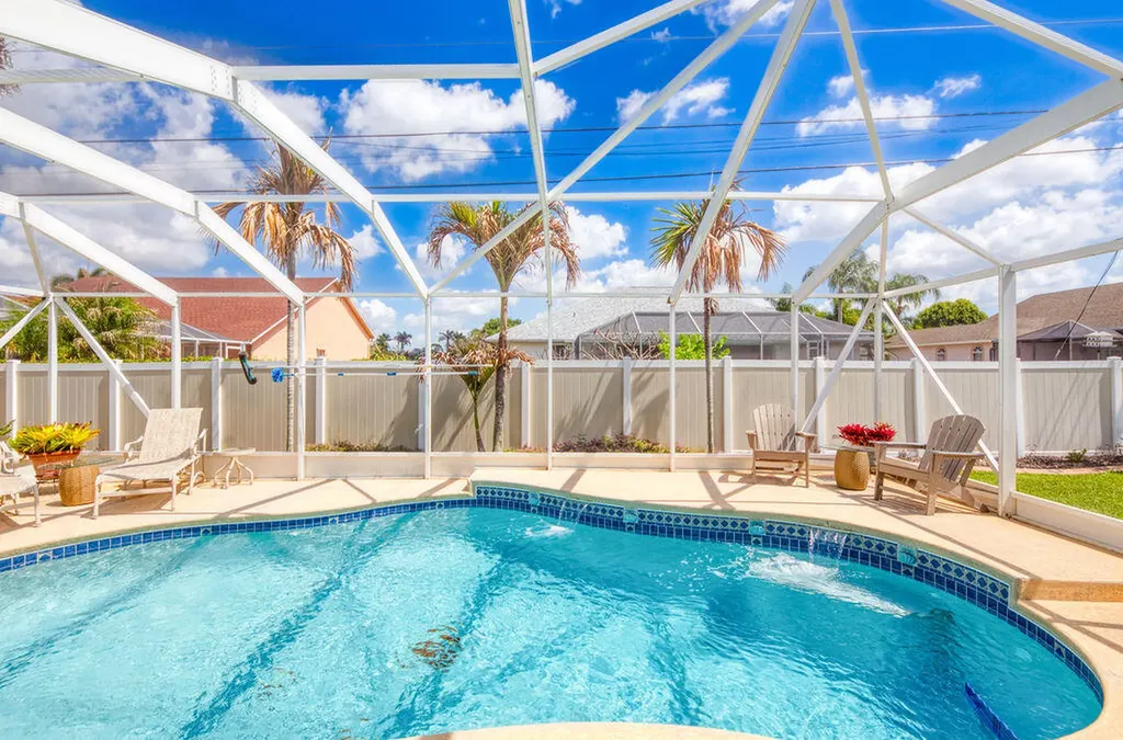 613 SE Dean Terrace Port St Lucie FL 34984