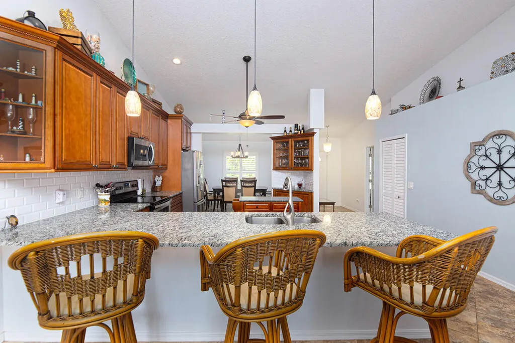 613 SE Dean Terrace Port St Lucie FL 34984