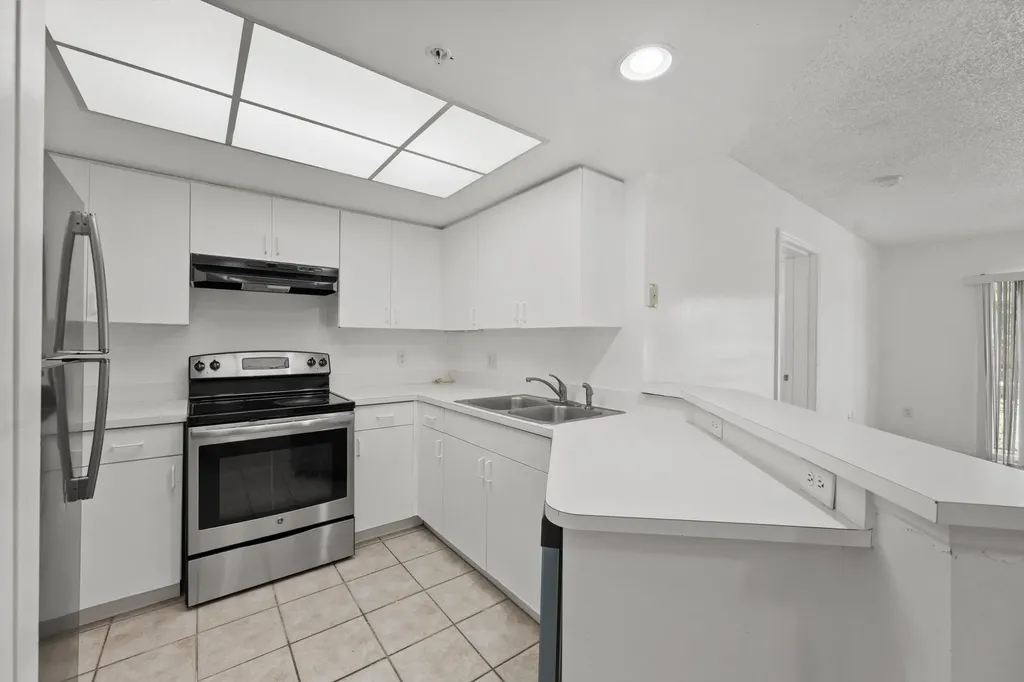 4159 N Haverhill Road West Palm Beach FL 33417