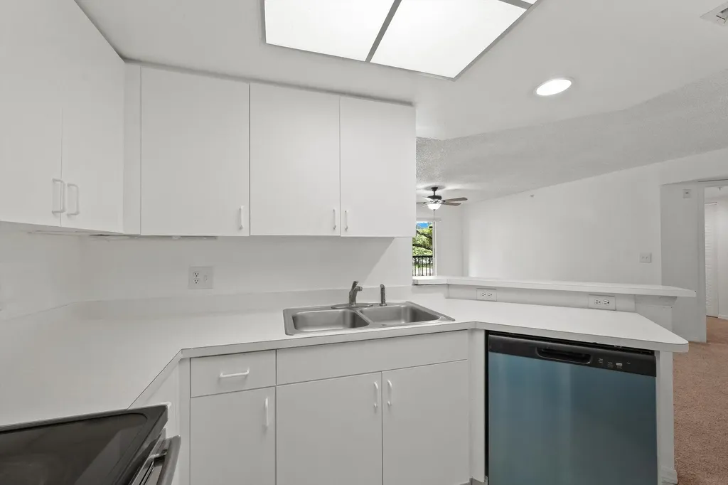 4159 N Haverhill Road West Palm Beach FL 33417