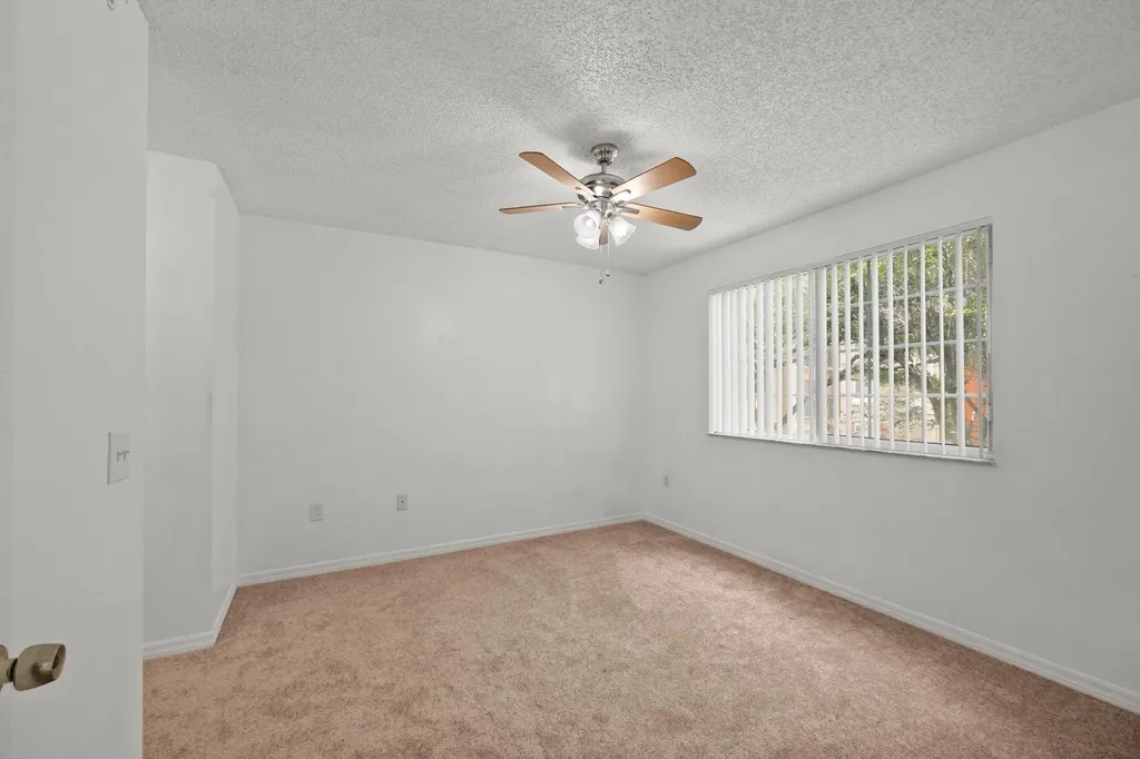 4159 N Haverhill Road West Palm Beach FL 33417