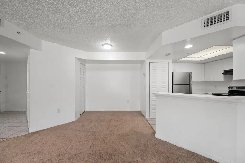 4159 N Haverhill Road West Palm Beach FL 33417
