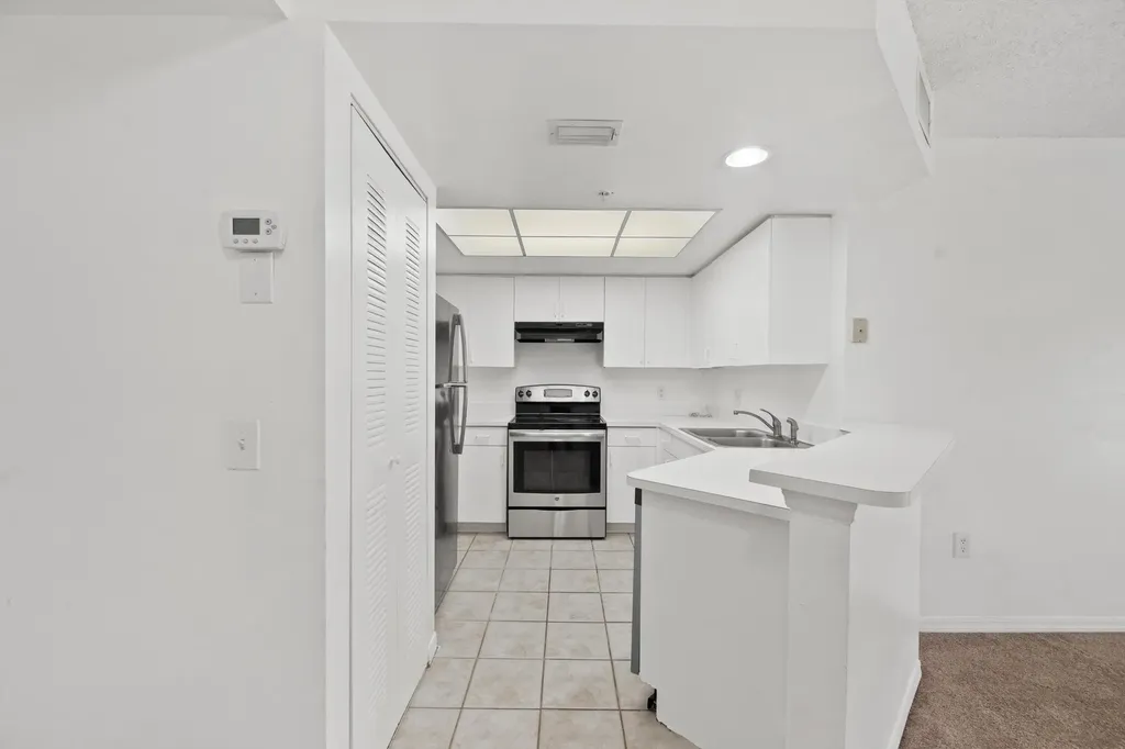 4159 N Haverhill Road West Palm Beach FL 33417