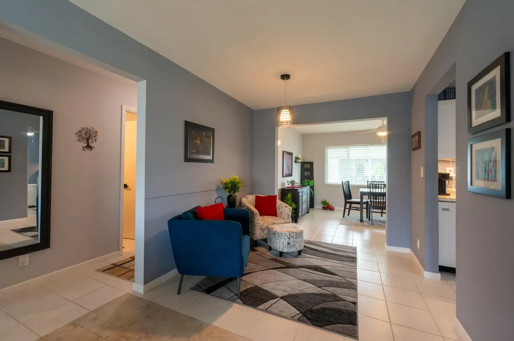 119 SW 9th Street Boynton Beach FL 33426