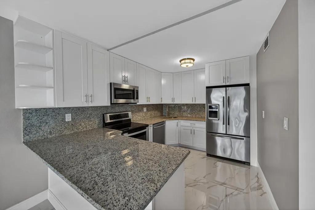 2900 NE 30th Street NE Fort Lauderdale FL 33306