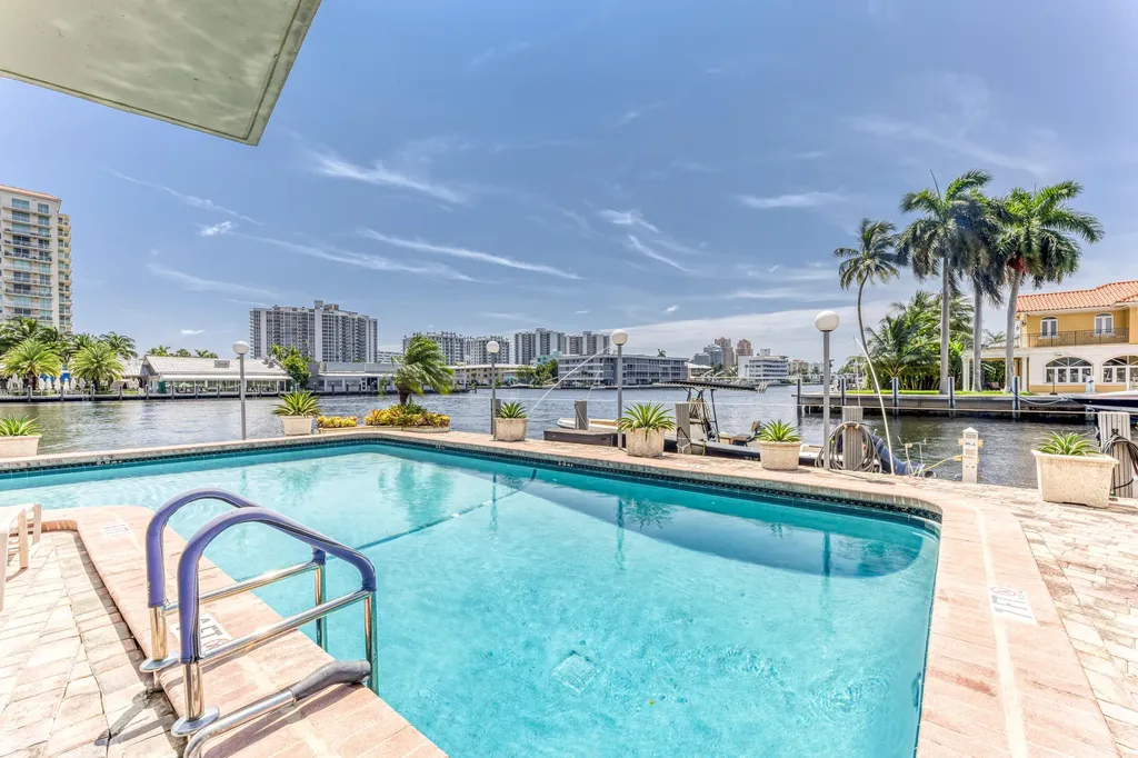 2900 NE 30th Street NE Fort Lauderdale FL 33306