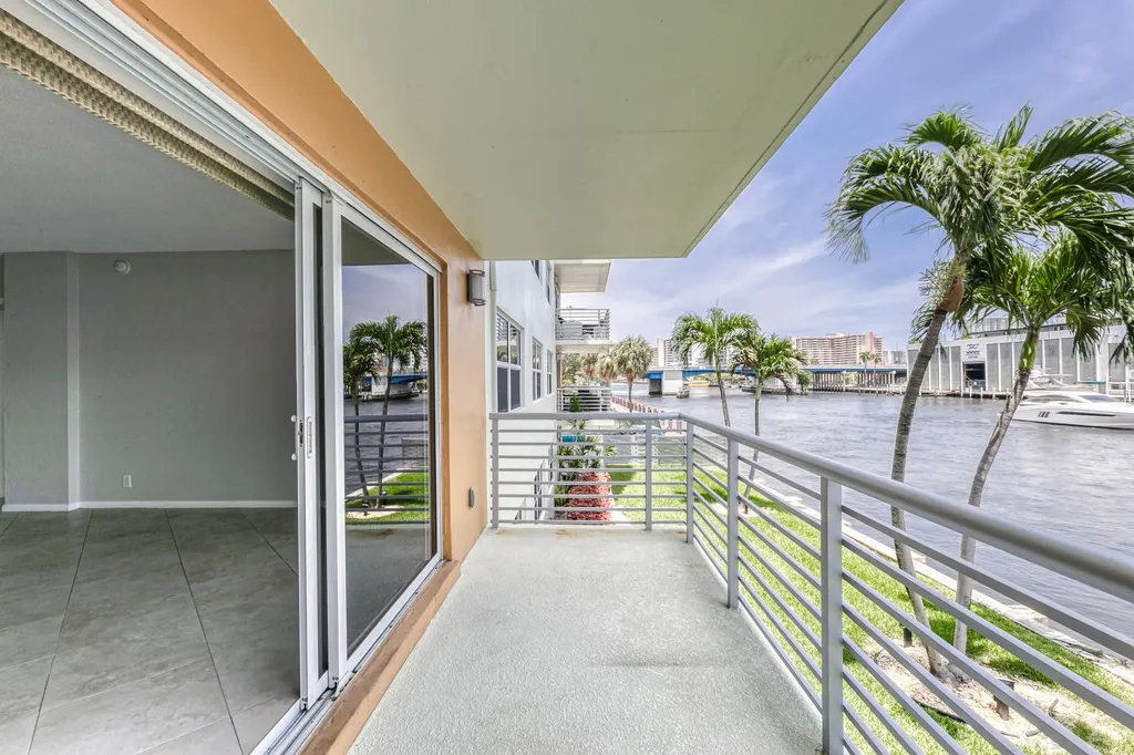 2900 NE 30th Street NE Fort Lauderdale FL 33306