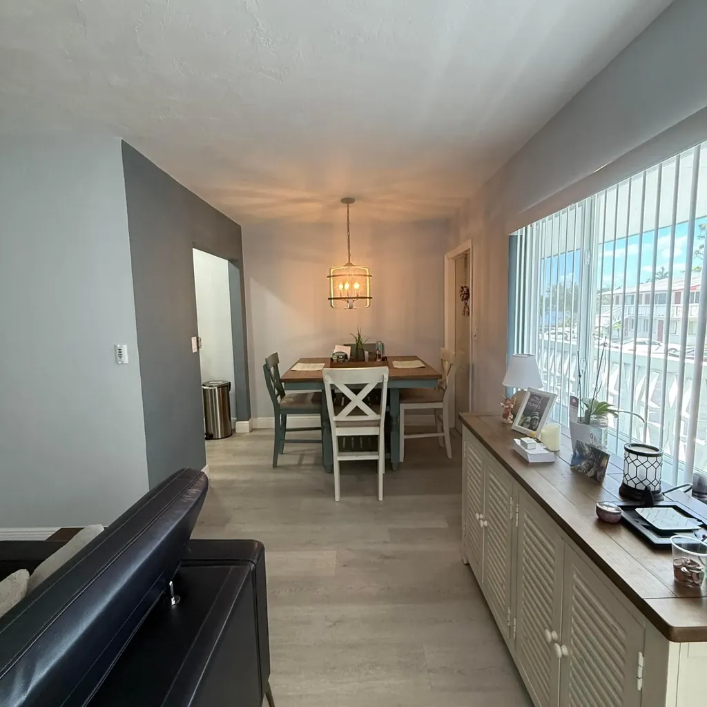 2102 Lake Osborne Drive Lake Worth Beach FL 33461