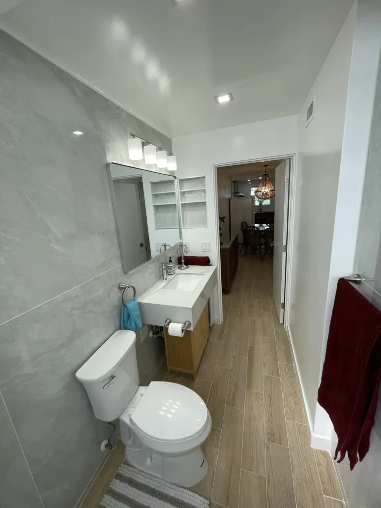 30 SE 13th Street Boca Raton FL 33432