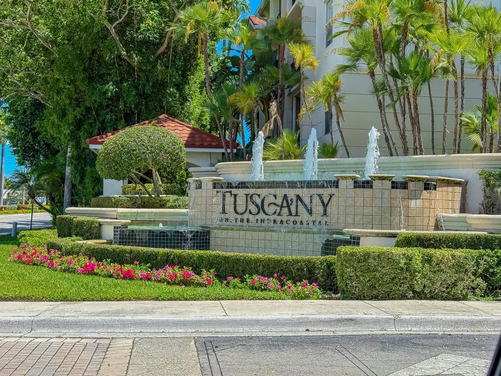2412 Tuscany Way Boynton Beach FL 33435