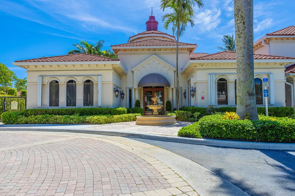 2412 Tuscany Way Boynton Beach FL 33435