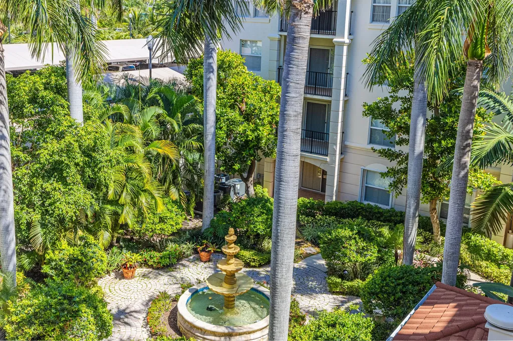 2412 Tuscany Way Boynton Beach FL 33435