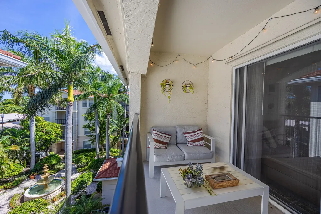 2412 Tuscany Way Boynton Beach FL 33435