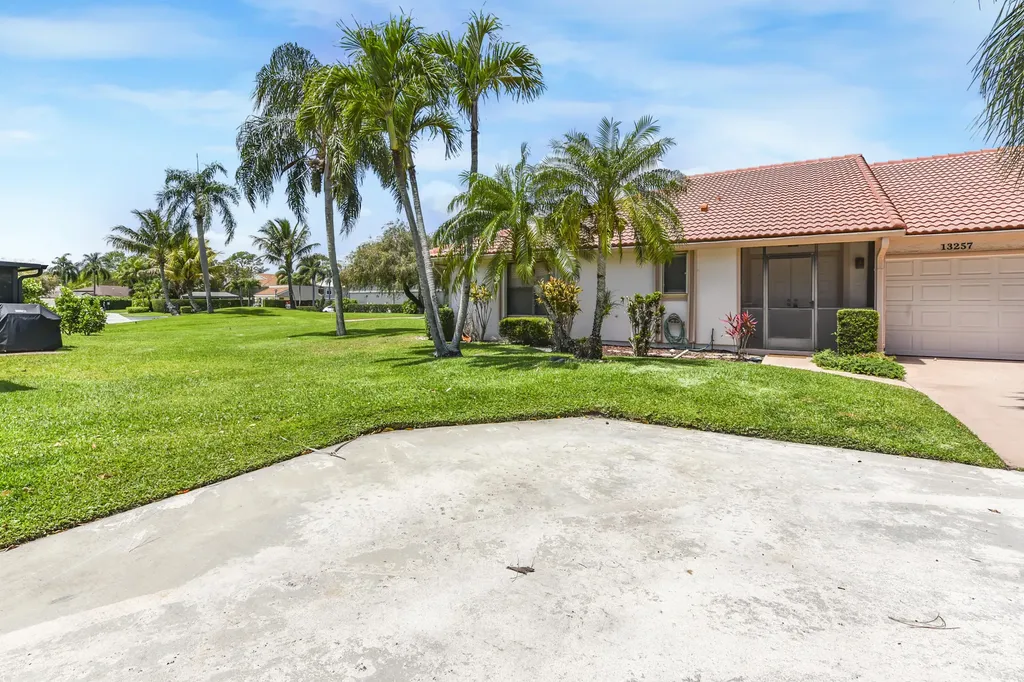 13257 Touchstone Place Palm Beach Gardens FL 33418