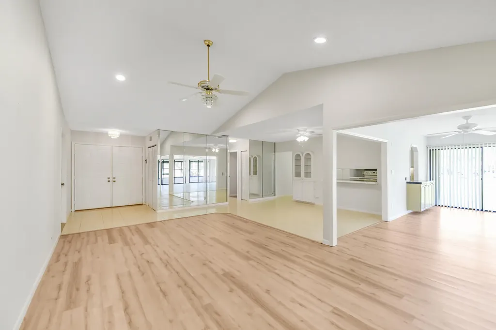 13257 Touchstone Place Palm Beach Gardens FL 33418