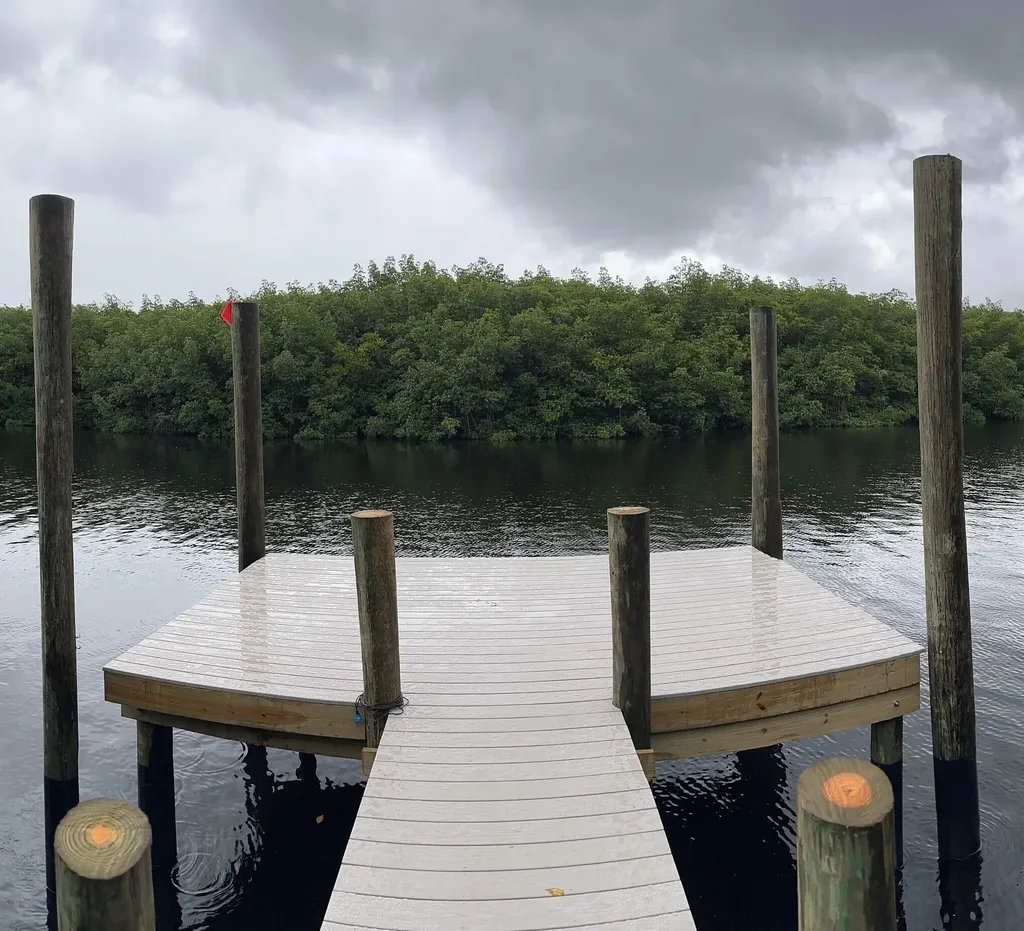 206 SE Fiore Bello SE Port St Lucie FL 34952