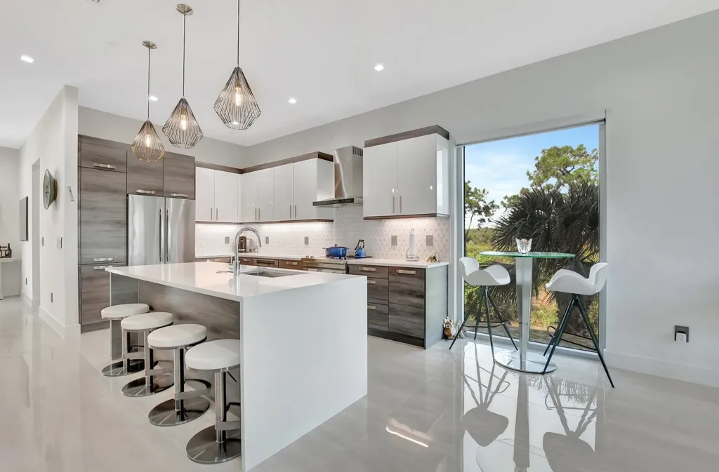 4240 NW 17th Avenue Boca Raton FL 33431