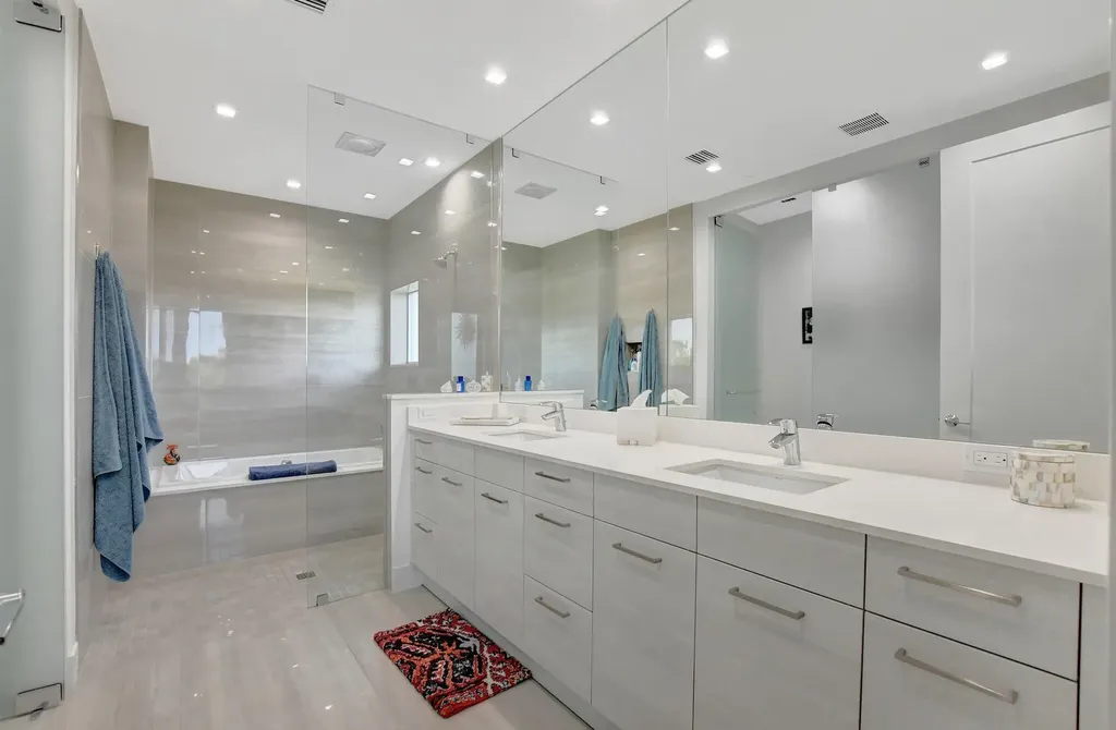 4240 NW 17th Avenue Boca Raton FL 33431
