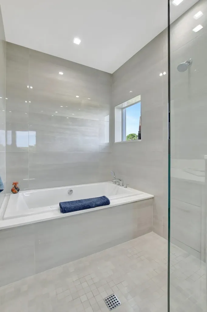 4240 NW 17th Avenue Boca Raton FL 33431