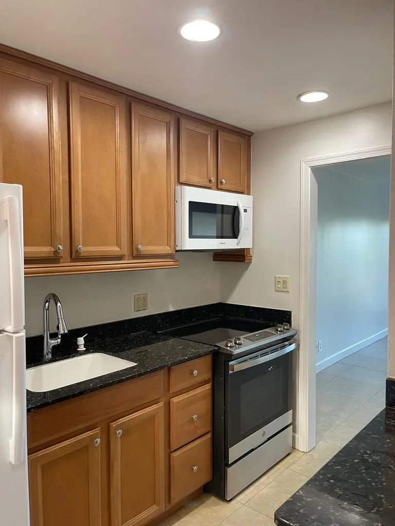 2420 SE 17th Street SE Fort Lauderdale FL 33316