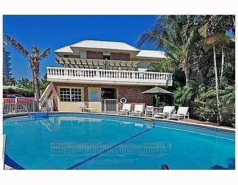 2420 SE 17th Street SE Fort Lauderdale FL 33316