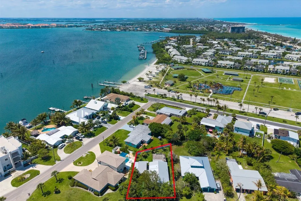 1706 Plover Avenue Fort Pierce FL 34949