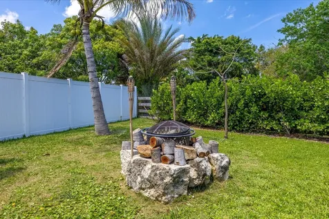 1706 Plover Avenue Fort Pierce FL 34949
